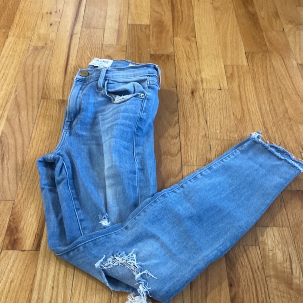Women’s Frame Denim jeans. Blue. Size 25